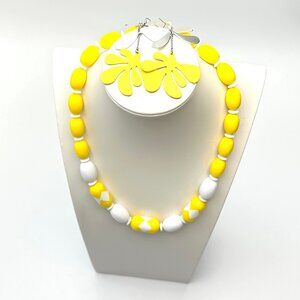 Vintage Avon Sunsations Two-Tone Beaded Necklace + Earrings — Collectible — EUC